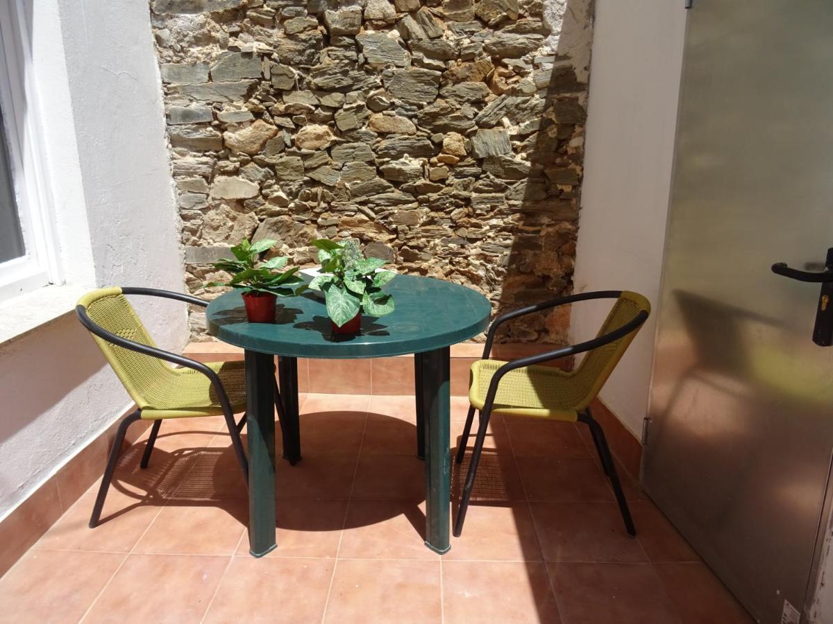 Ferienwohnung Piso En Centro Urbano De Puentedeume Con Terraza Exterior foto